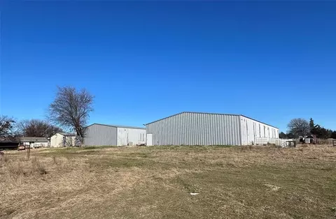 30126 E County Road 1650 Rd, Elmore City, OK 73433