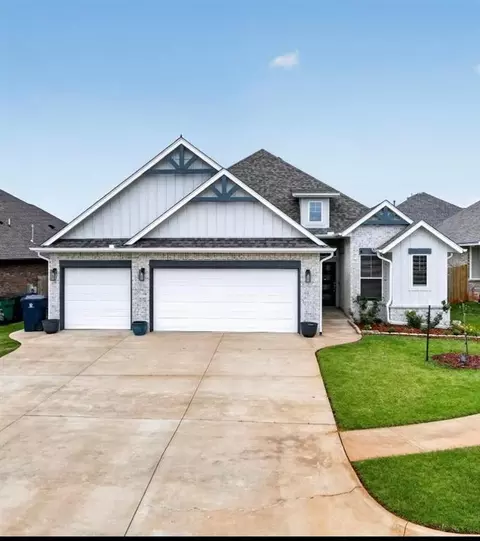17717 Rich Earth Ct, Edmond, OK 73012