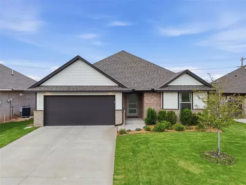 9005 NW 121st Ter, Yukon, OK 73099