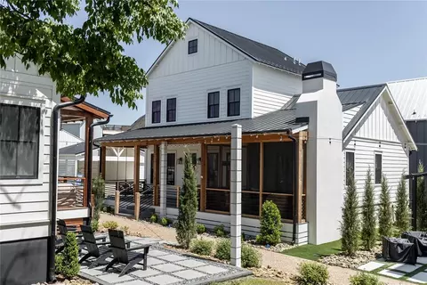 67 Lower Green Way #B, Carlton Landing, OK 74432
