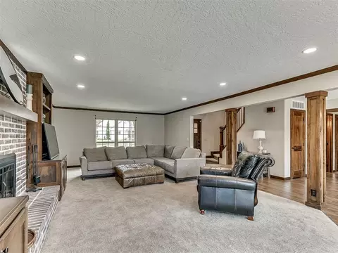 Living - 3912 Cedarbrook Dr, Norman, OK 73072 photo 1 of 5