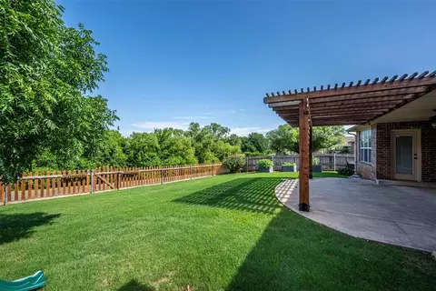 21368 Backhorn Rd, Edmond, OK 73012