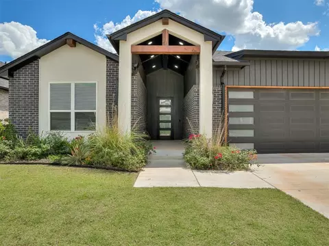 8012 NW 152nd Ter, Edmond, OK 73013