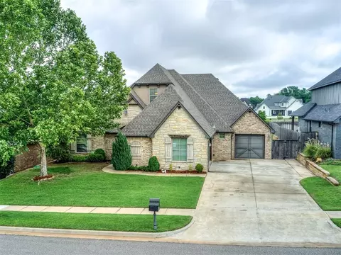 4211 Cordova Ct, Norman, OK 73072