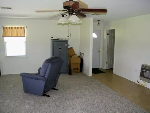 Living - 405362 E 1235 Rd, Eufaula, OK 74432 photo 3 of 4