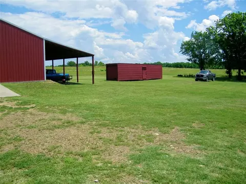 Exterior - 405362 E 1235 Rd, Eufaula, OK 74432 photo 3 of 7