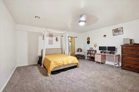 Bedroom - 609 E Grant Ave, Guthrie, OK 73044 photo 3 of 3