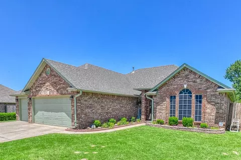 2913 Water View Ct, Norman, OK 73071