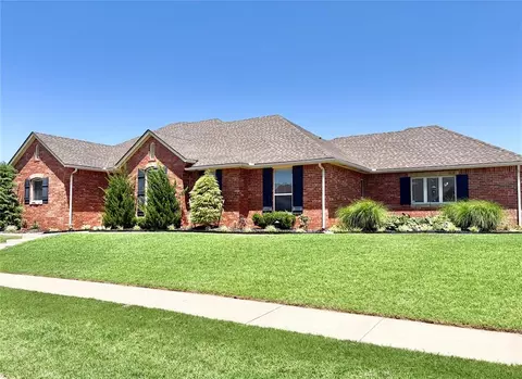 505 Swingman Rd, Yukon, OK 73099