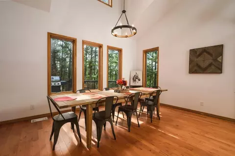 Dining - 255 Trebble Hook Rd, Broken Bow, OK 74728 photo 3 of 3