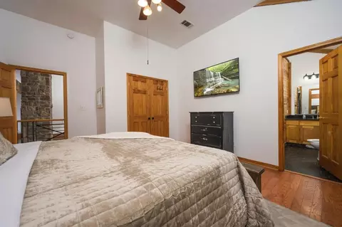 Bedroom - 255 Trebble Hook Rd, Broken Bow, OK 74728 photo 8 of 11
