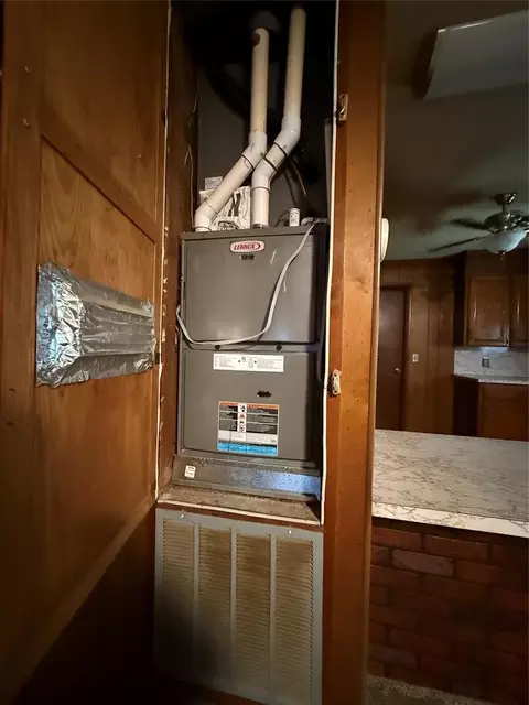 Entry Way - 42001 Sh 39 Hwy, Asher, OK 74826 photo 1 of 1