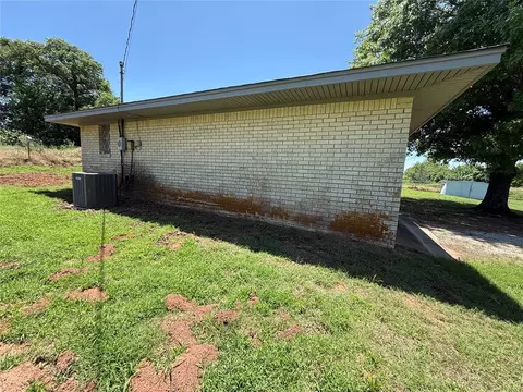 Exterior - 42001 Sh 39 Hwy, Asher, OK 74826 photo 4 of 9