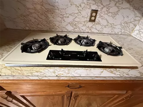 Kitchen - 42001 Sh 39 Hwy, Asher, OK 74826 photo 6 of 7