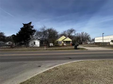 132 S Flood Ave, Norman, OK 73069