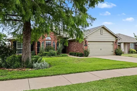 2513 Broadwell Oaks Dr, Norman, OK 73071