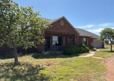 10748 N 1990 Rd, Elk City, OK 73644