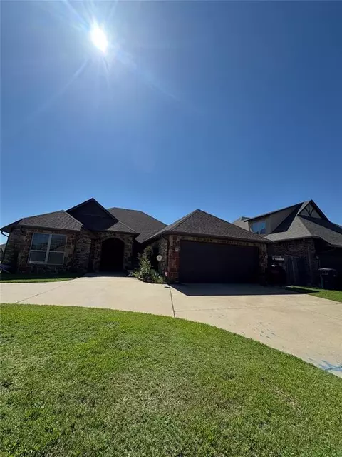 14525 S Robinson Ave, Oklahoma City, OK 73170