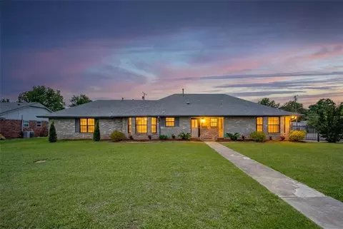 201 E Chicago St, Shawnee, OK 74804