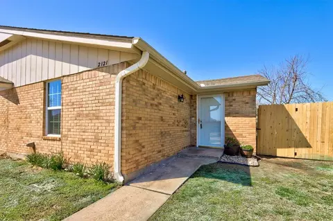 2121 Meench Dr, Oklahoma City, OK 73170
