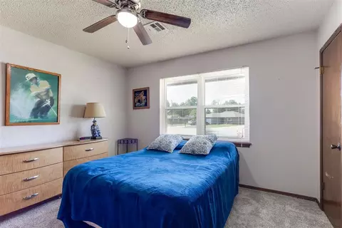 Bedroom - 320 Elder Ln, Mustang, OK 73064 photo 2 of 3