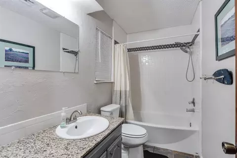 Bath - 320 Elder Ln, Mustang, OK 73064 photo 1 of 1