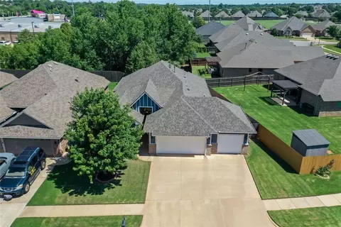 925 NW 191st St, Edmond, OK 73012