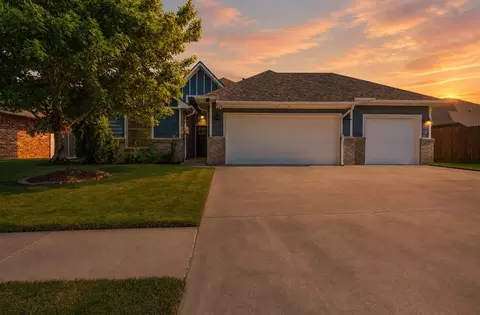 925 NW 191st St, Edmond, OK 73012