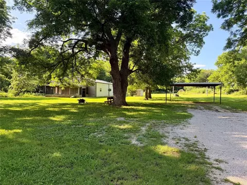 Exterior - 40368 140th St, Byars, OK 74831 photo 1 of 4