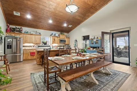 Dining - 40368 140th St, Byars, OK 74831 photo 2 of 2