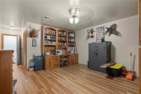 Entry Way - 40368 140th St, Byars, OK 74831 photo 2 of 5