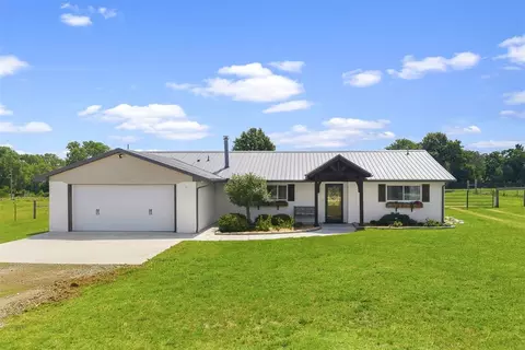 27766 Hershal Smith Rd, Blanchard, OK 73010