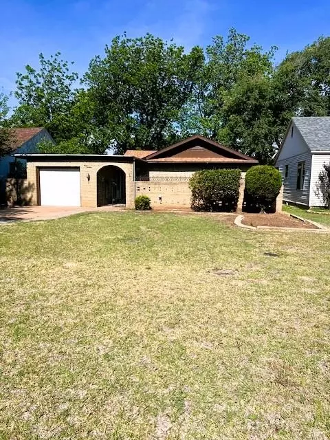 413 N Washington St, Hobart, OK 73651