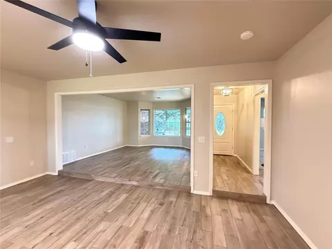 Living - 534 E 28th St, Edmond, OK 73013 photo 4 of 6