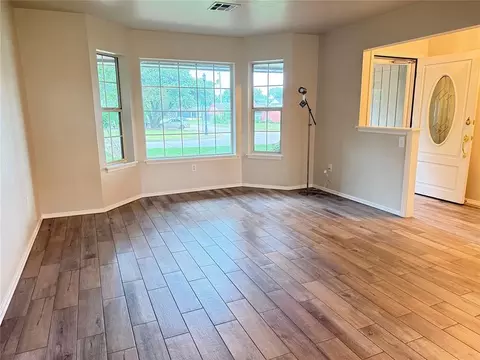 Living - 534 E 28th St, Edmond, OK 73013 photo 6 of 6