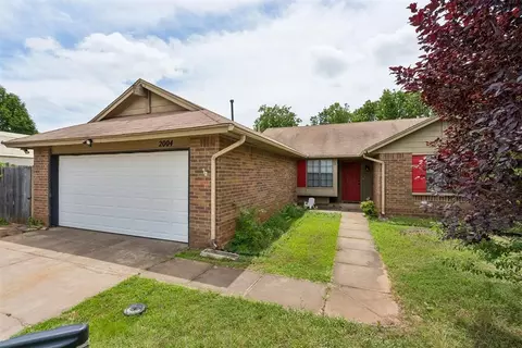 2004 Silver Fox Dr, Edmond, OK 73003