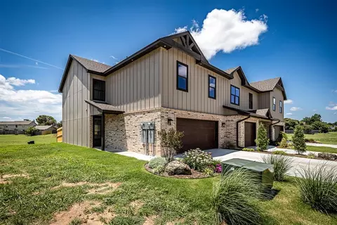 6716 NW Willow Wood Loop, Lawton, OK 73505