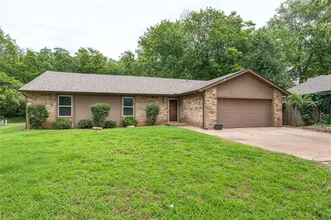 2107 Park Pl, Norman, OK 73071