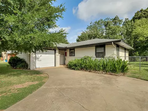 1511 Avondale Dr, Norman, OK 73069