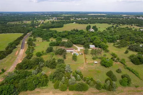 3498 N Sunny Acres Ln, Guthrie, OK 73044