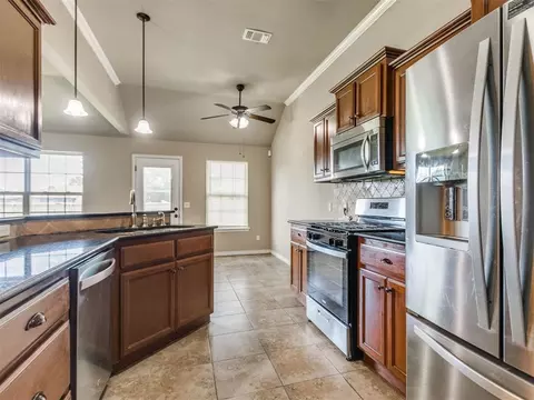 1415 Spoonwood Dr, Norman, OK 73071