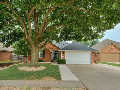 4932 Baker St, Norman, OK 73072