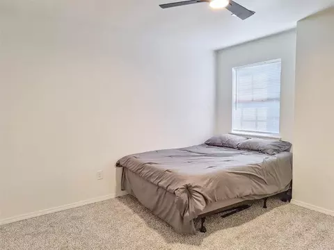 Bedroom - 519 Stoneridge Dr, Moore, OK 73160 photo 3 of 6