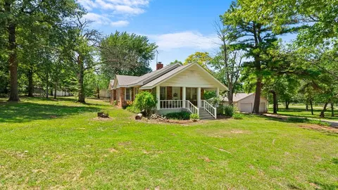 8000 Bethel Rd, Norman, OK 73026