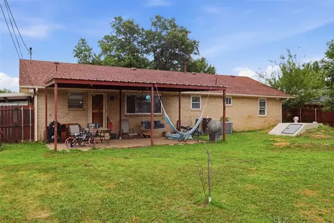 Exterior - 1209 Meadowbrook Ln, Prague, OK 74864 photo 6 of 6