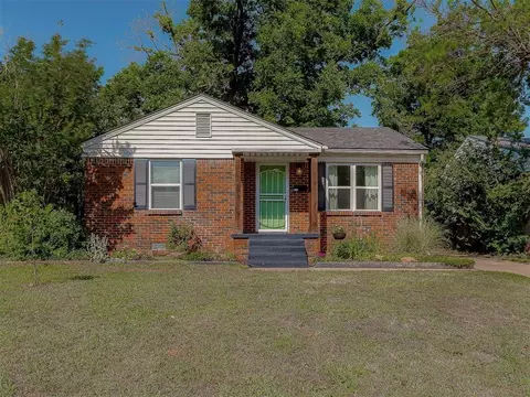 3805 Putnam Heights Blvd, Oklahoma City, OK 73118