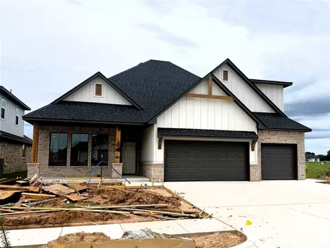 16029 Navarra Way, Oklahoma City, OK 73170