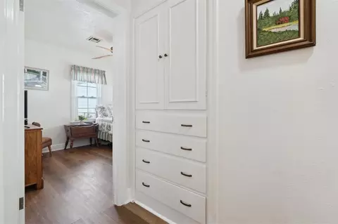 Entry Way - 111 E Hughbert St, Norman, OK 73069 photo 1 of 1