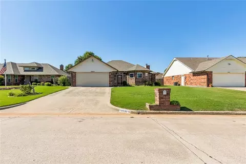10620 Songbird Ln, Midwest City, OK 73130