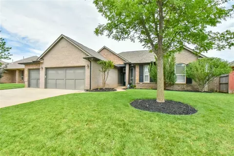 1713 NW 164th Cir, Edmond, OK 73013